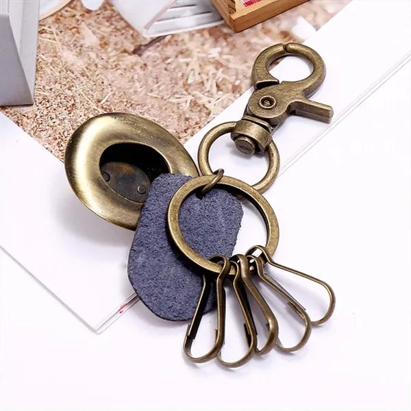 Retro metal keychain clip holder vintage cowboy hat key ring