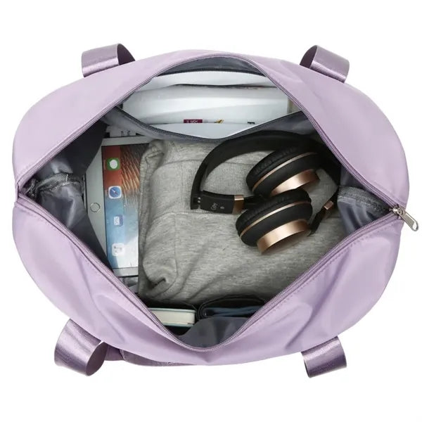 Logo printed travel bag