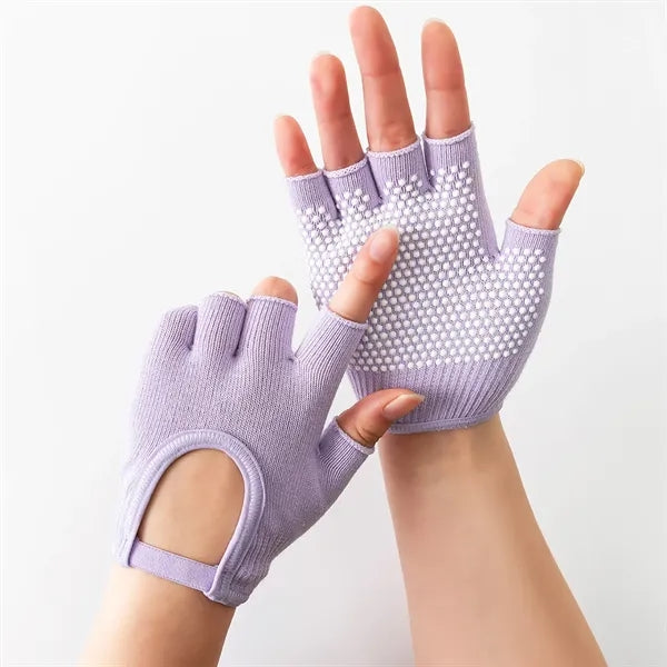 Women's Performance Half-Finger Sports Gloves for Outdoor Ad