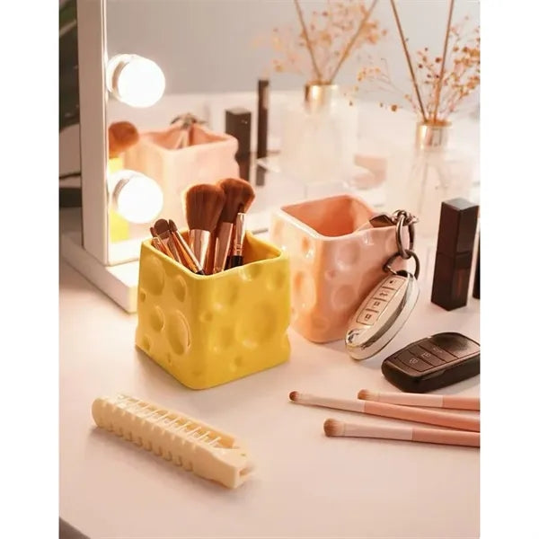 Cheese-Shaped Ceramic Desktop Storage Container