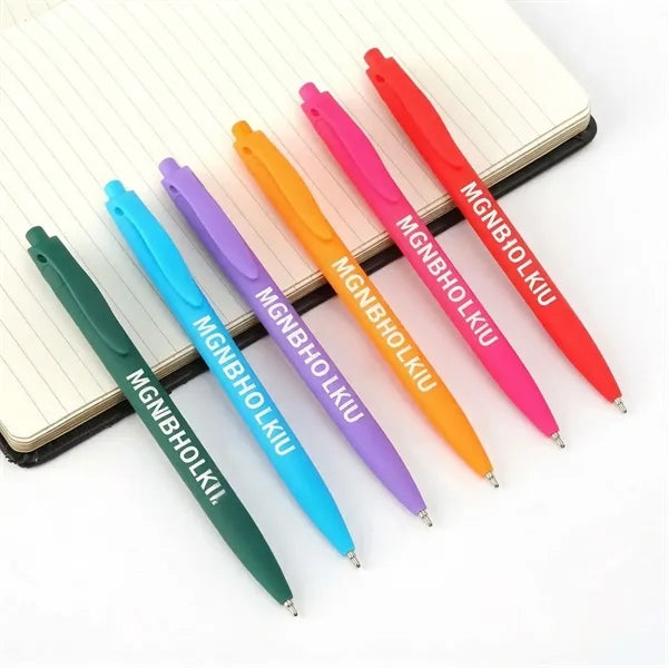 Smooth writing pen