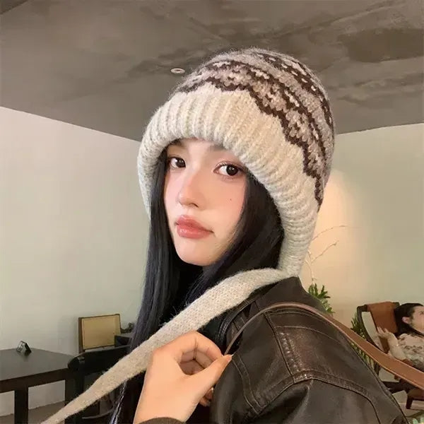 Warm ear protectors knitted beanie