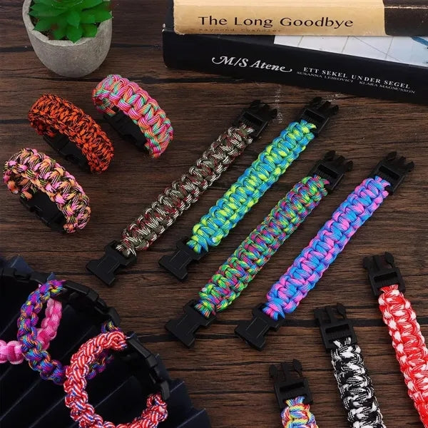 Outdoor Survival Paracord Bracelet