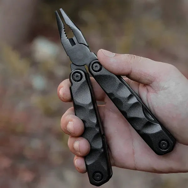Multifunctional Folding Knife & Pliers