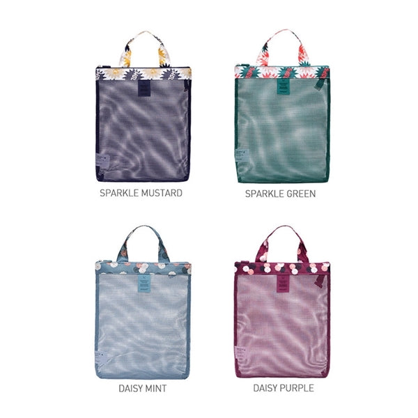 Beach mesh storage bag