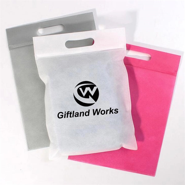 Plastic Non Woven Clothes Packaging Bag With Zipper