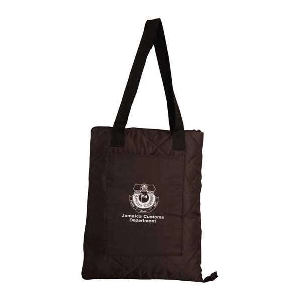 The big foldable family picnic blanket