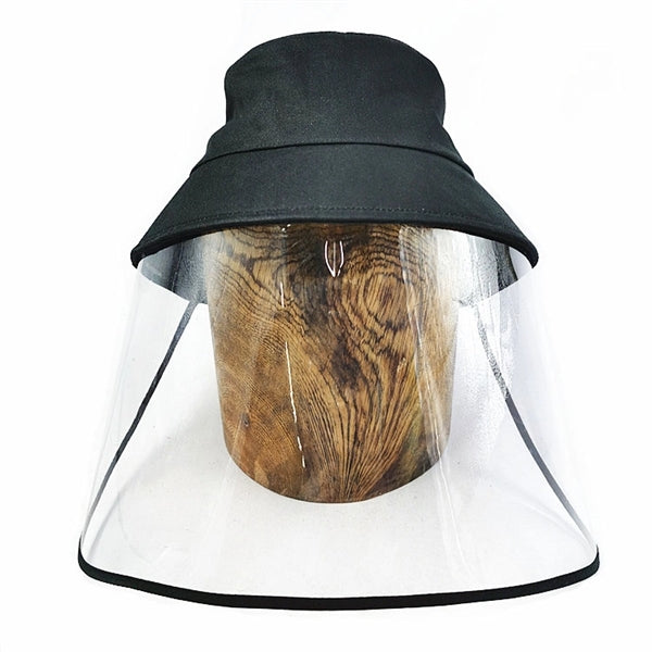Bucket hat with face shield