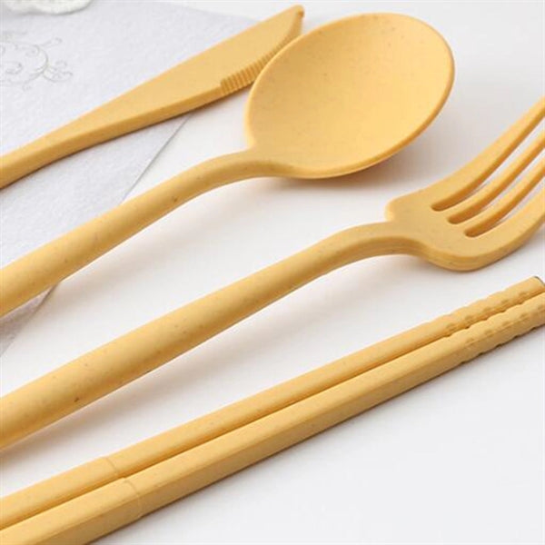 4pcs Portable Lunch Time Cutlery Set With Case