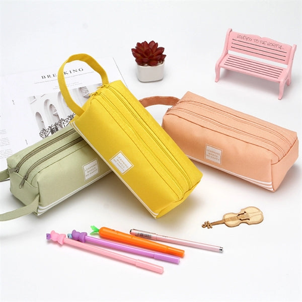Large-capacity pencil case with handle