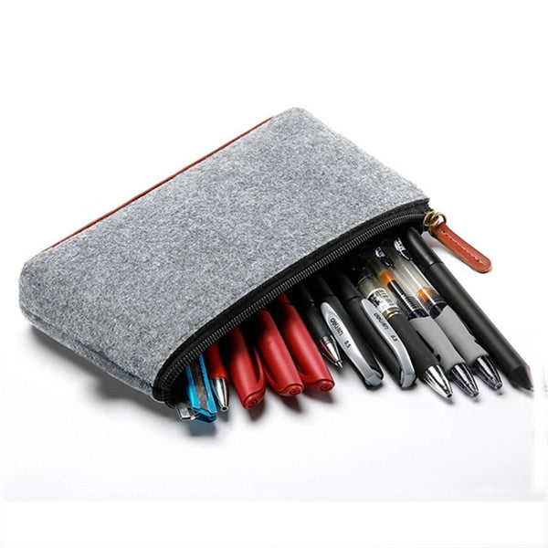 Stationary Bag With Zipper